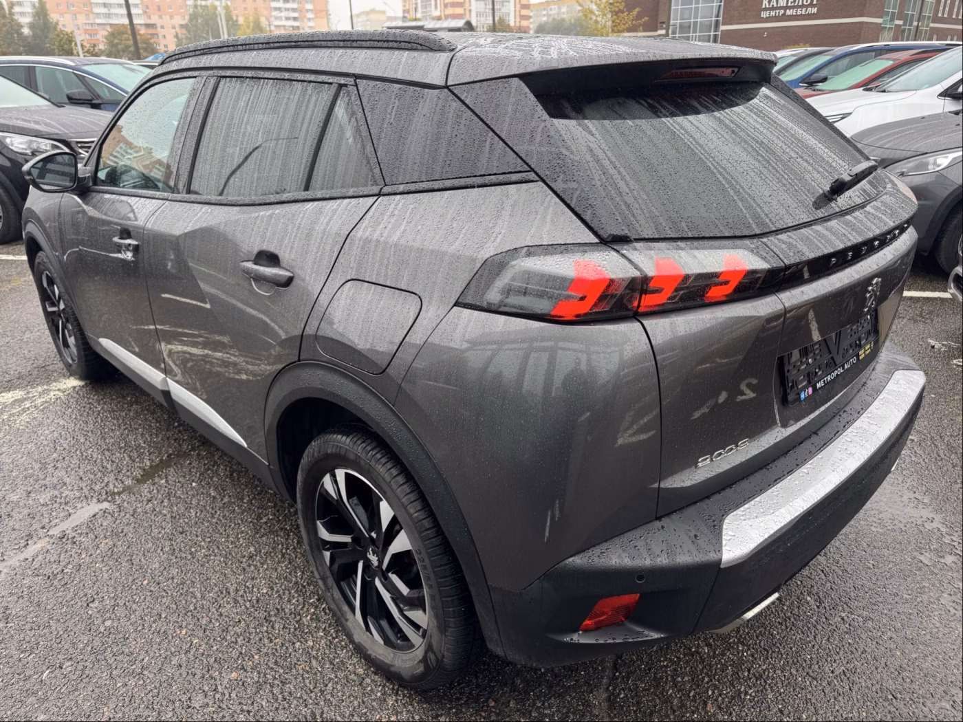 Peugeot 2008 фото 6