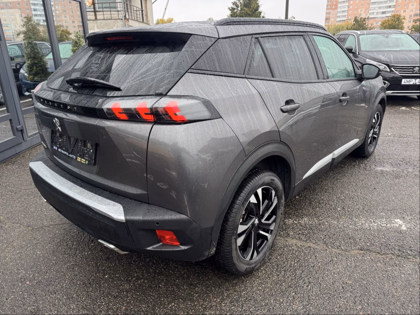 Peugeot 2008 фото 8