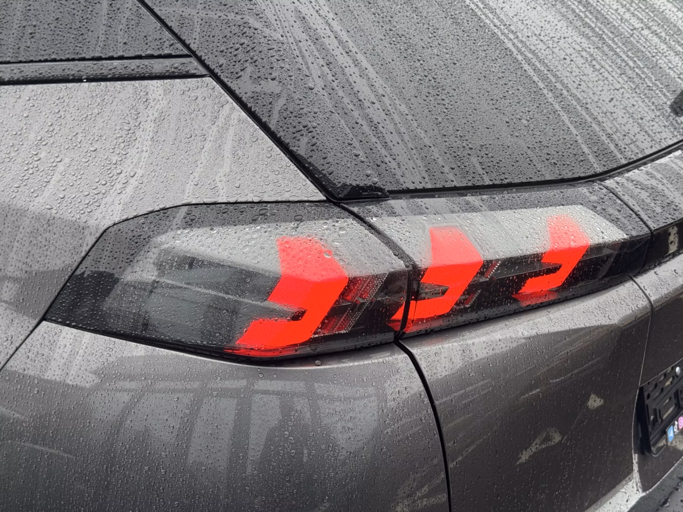 Peugeot 2008 фото 12