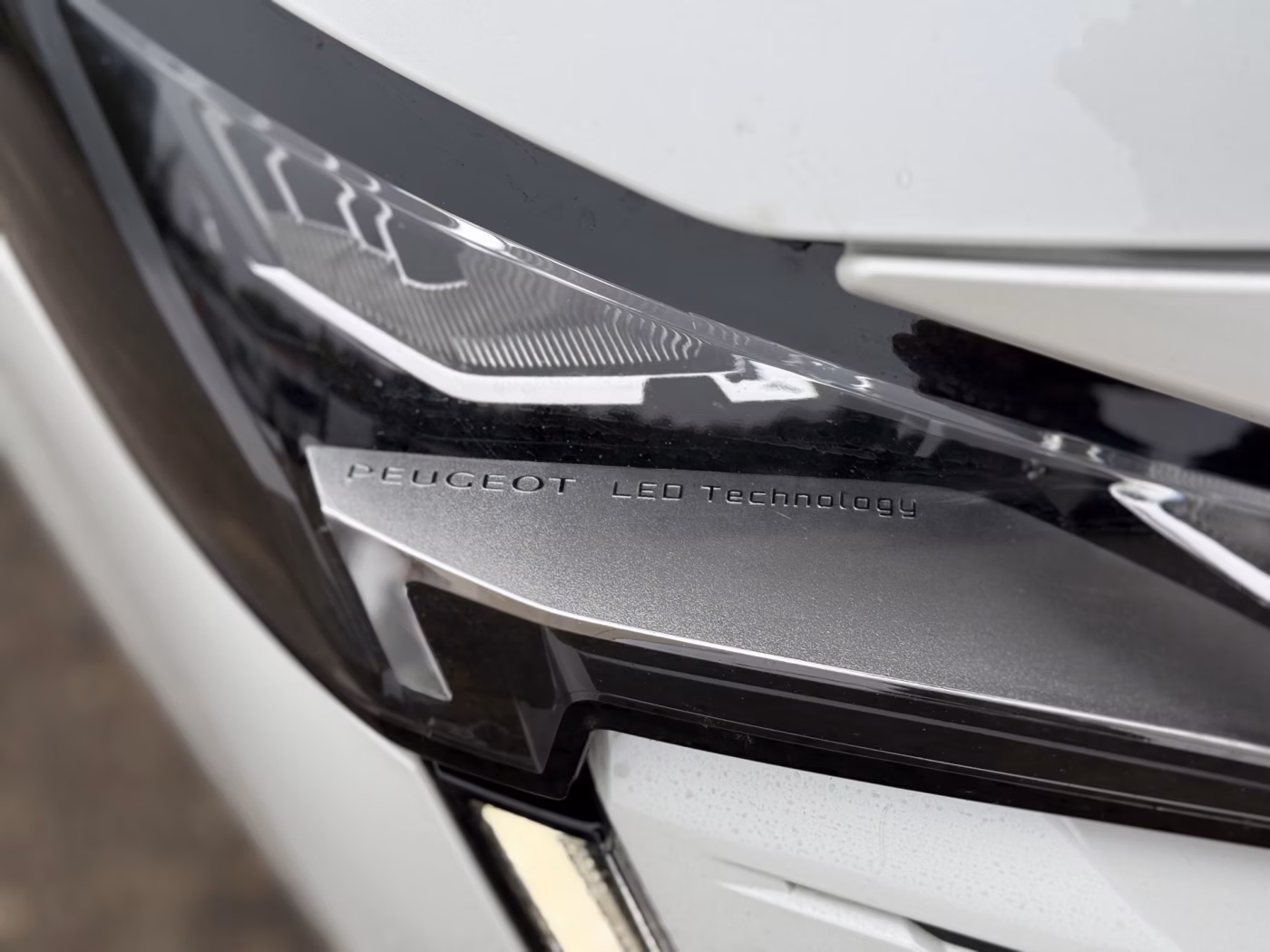 Peugeot 5008 фото 6