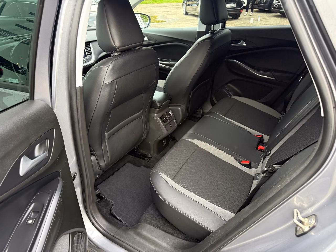 Opel Grandland X фото 17