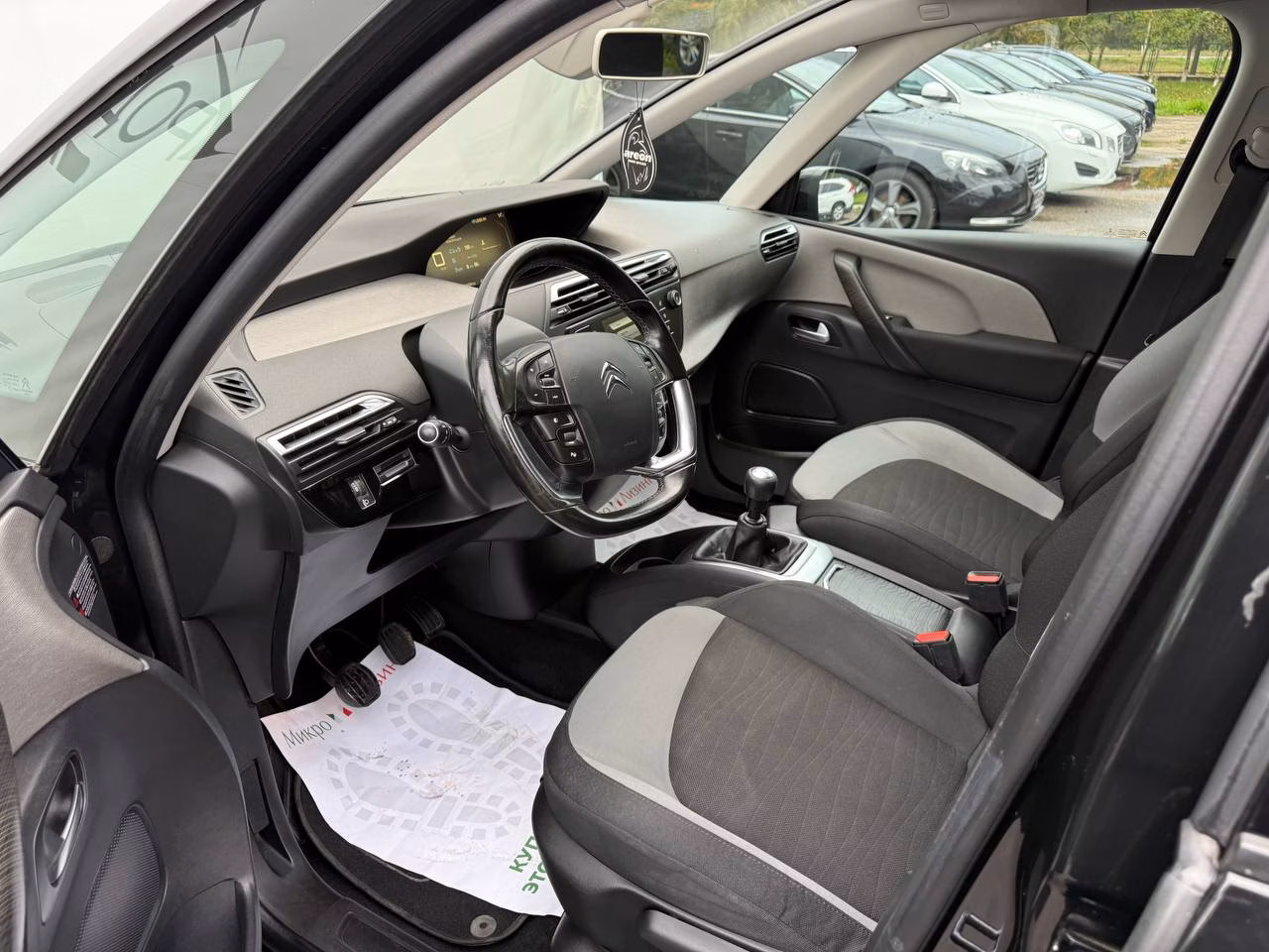 Citroen C4 Grand Picasso фото 10