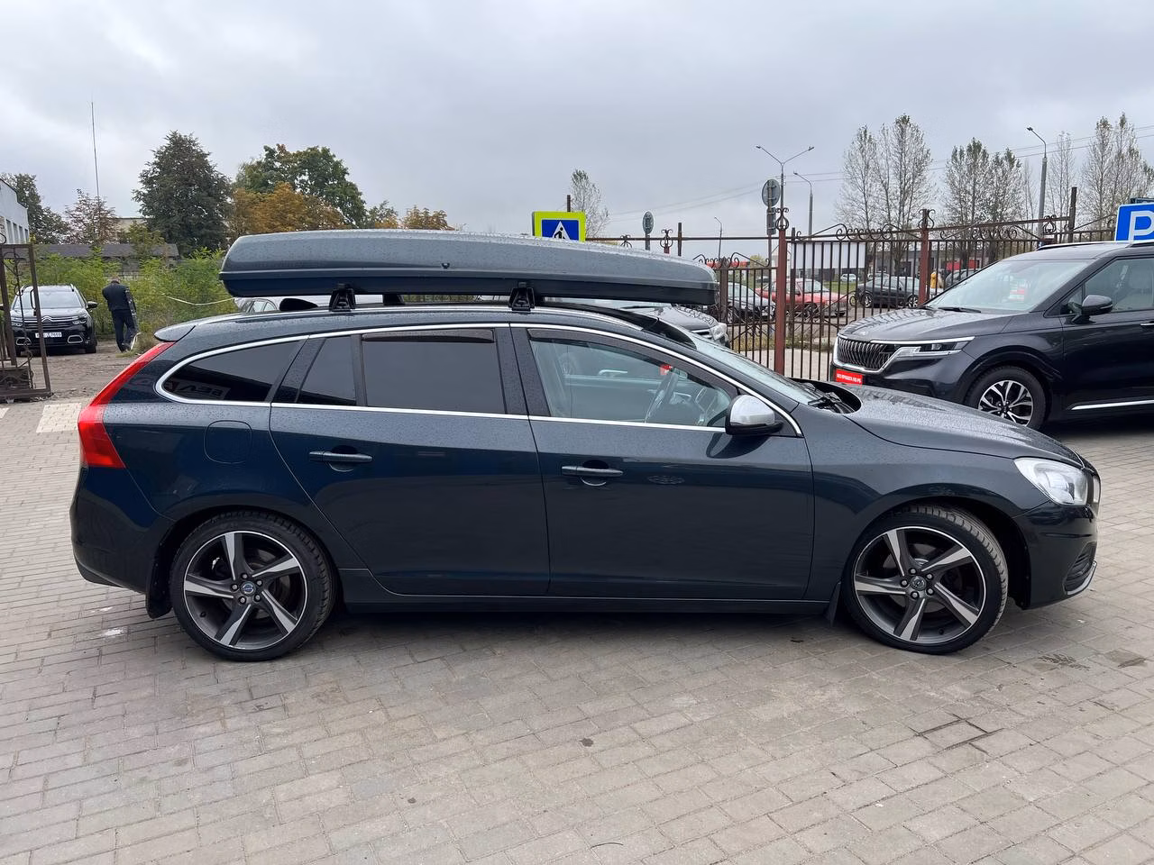 Volvo V60 фото 2