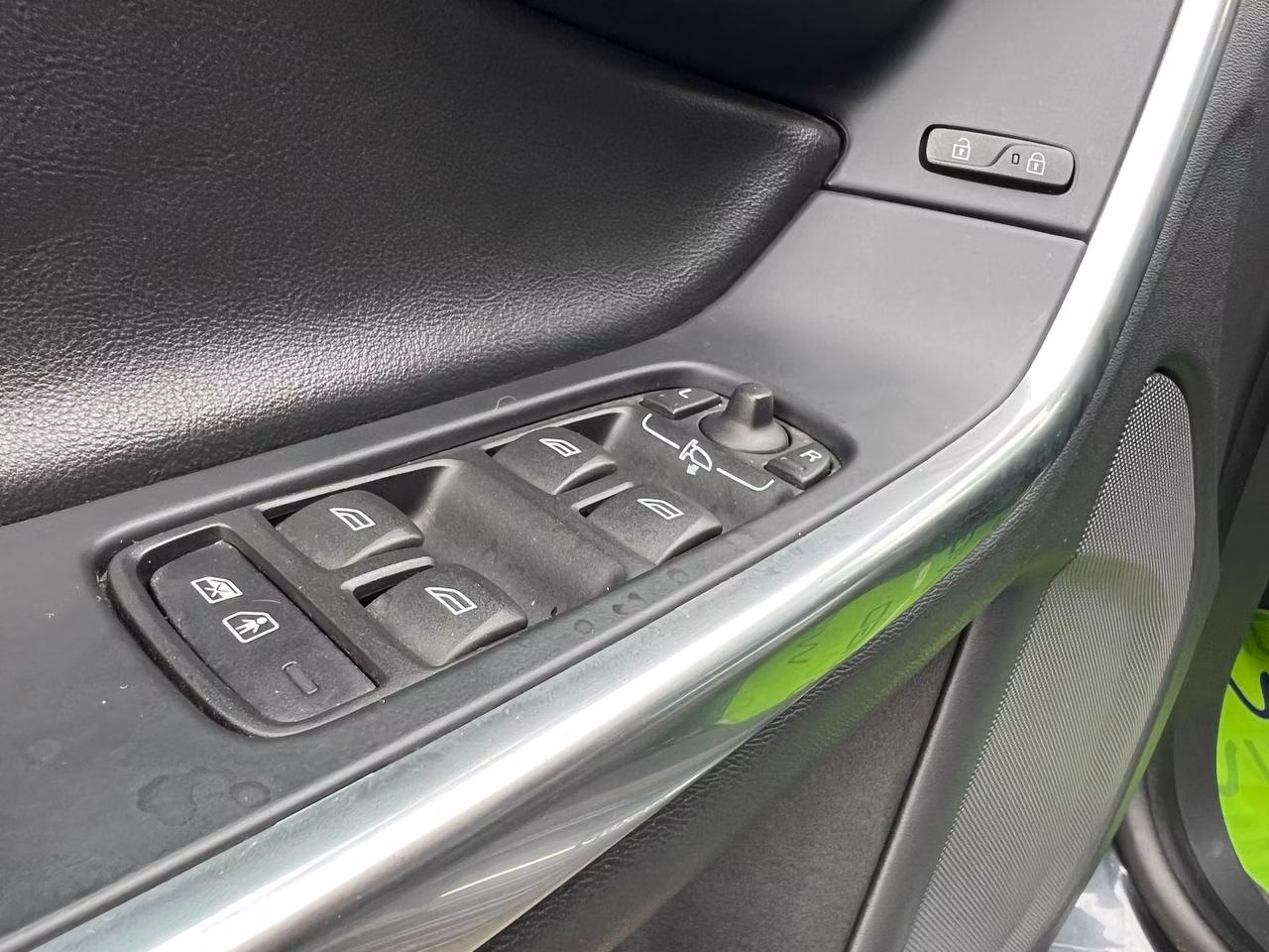 Volvo V60 фото 12