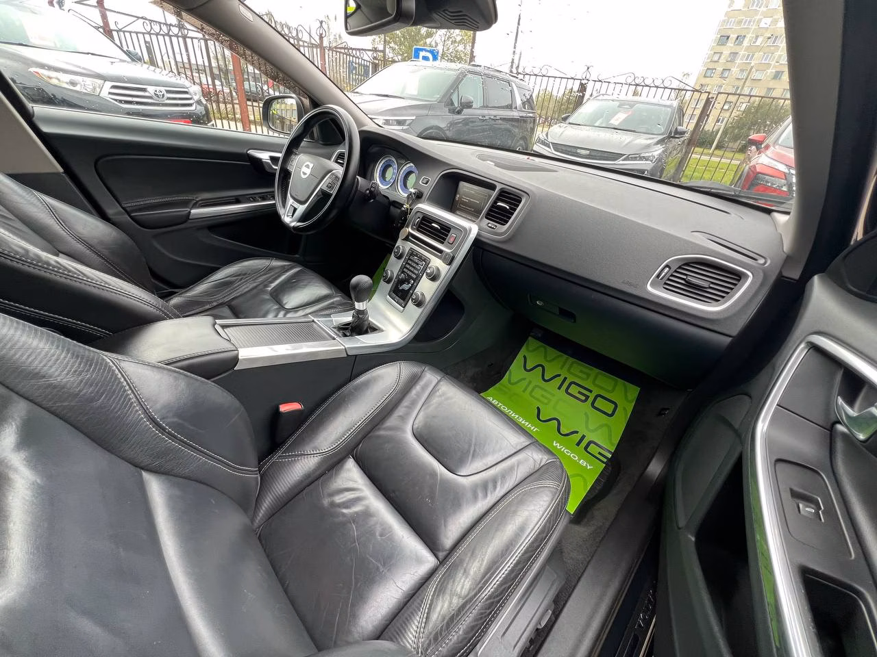 Volvo V60 фото 18