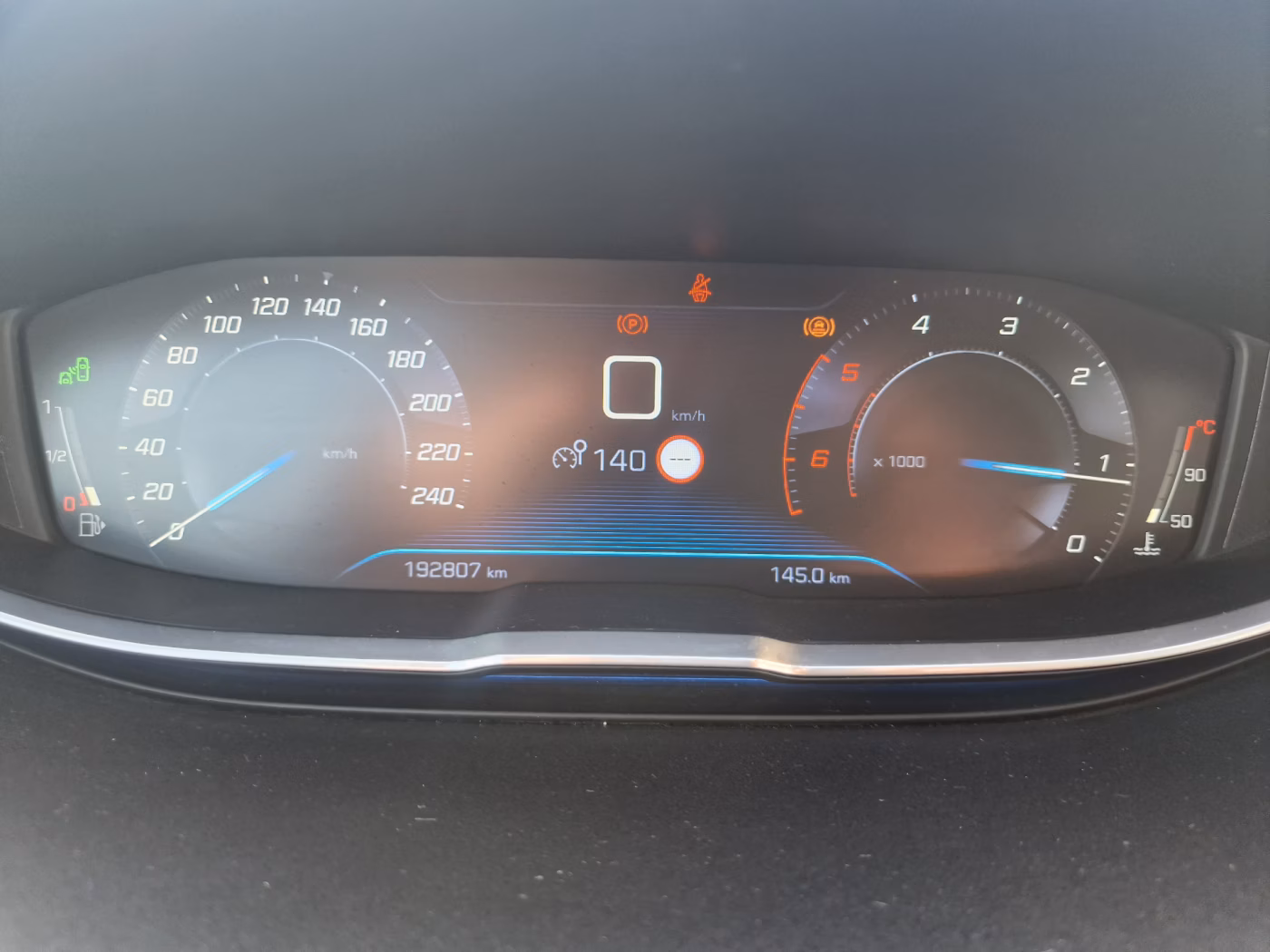 Peugeot 3008 фото 10