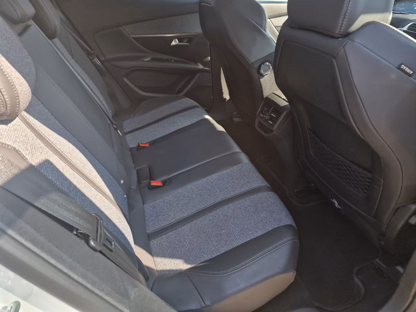 Peugeot 3008 фото 18