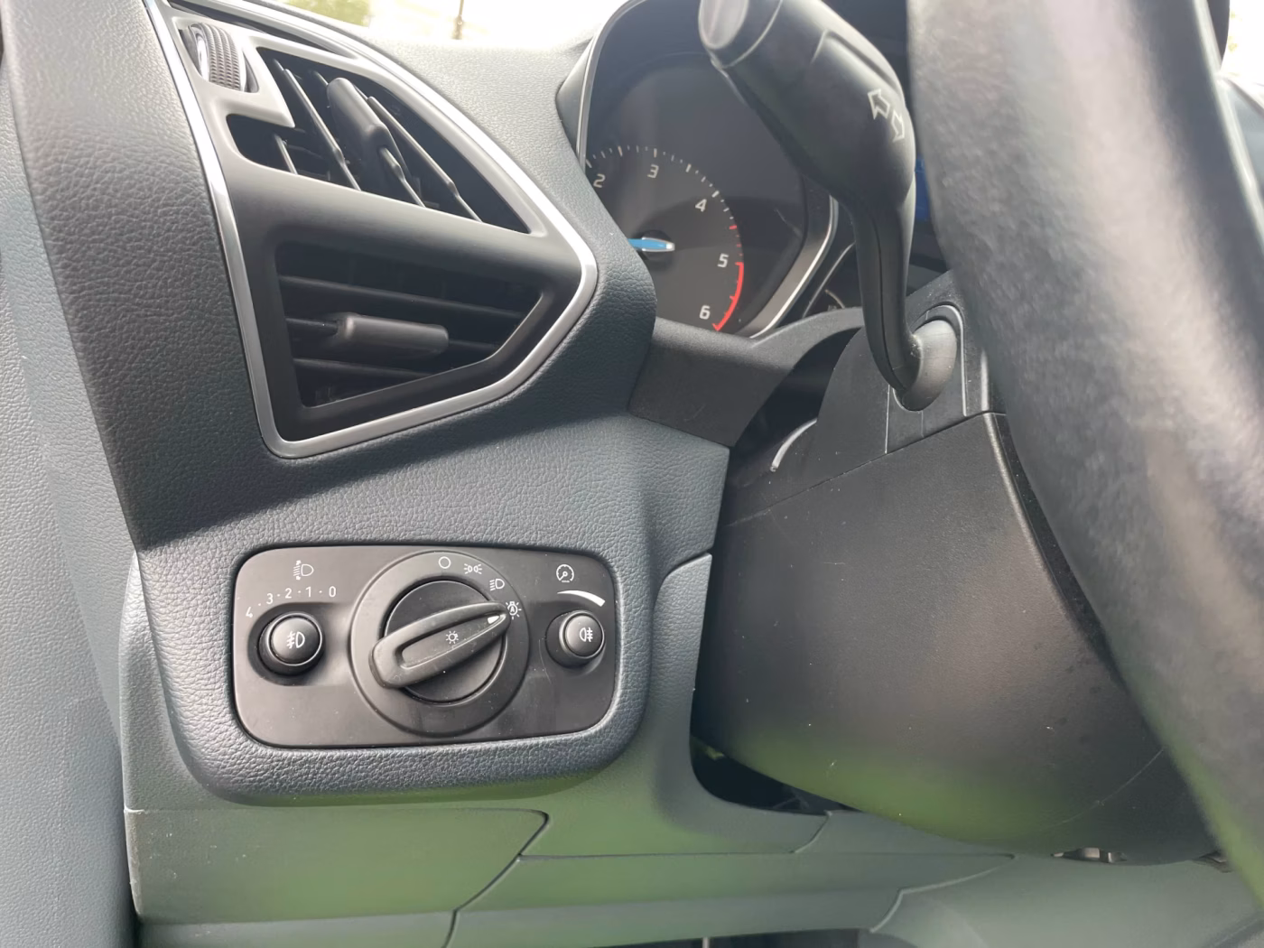 Ford Grand C-Max фото 13
