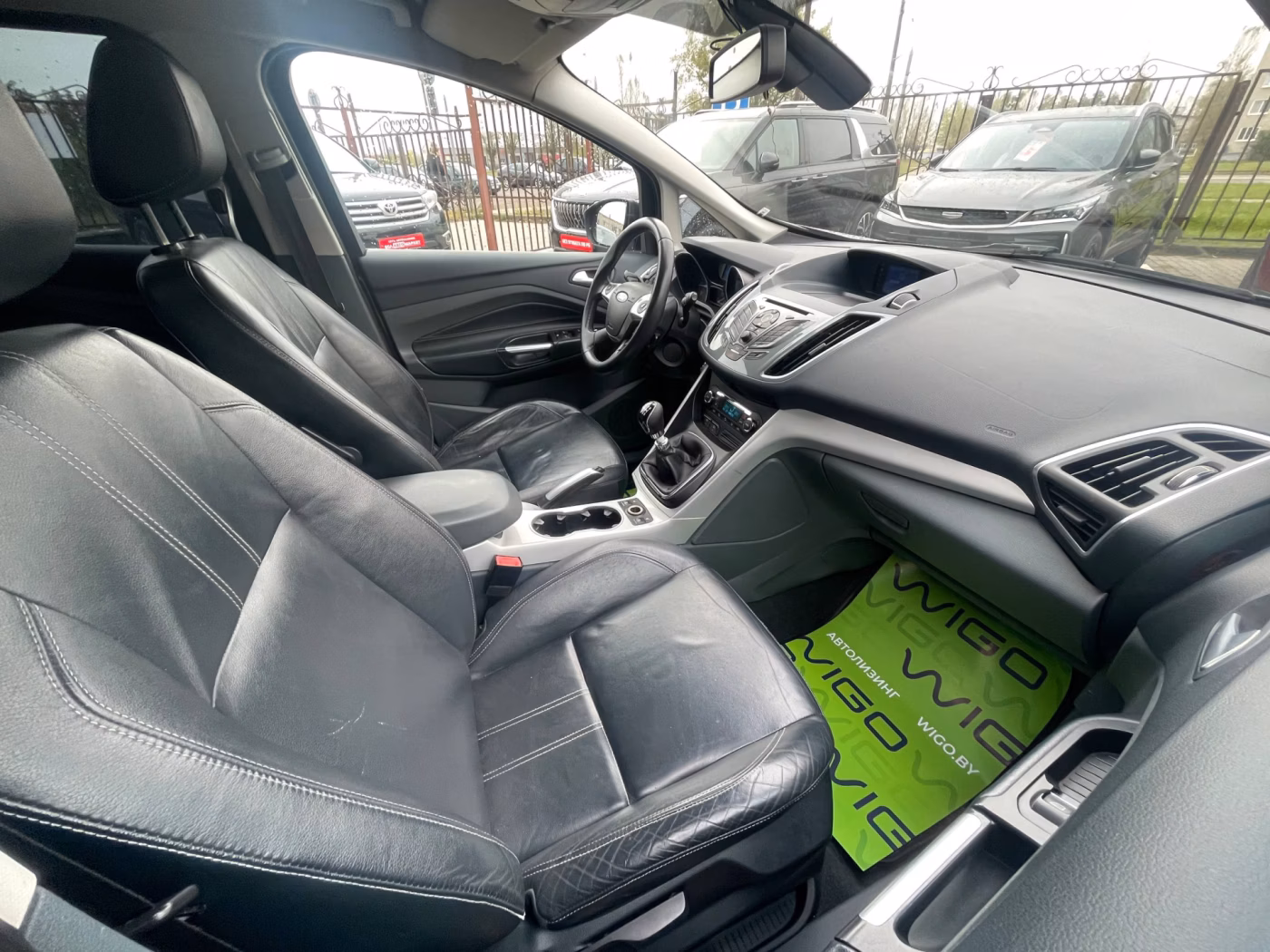 Ford Grand C-Max фото 17