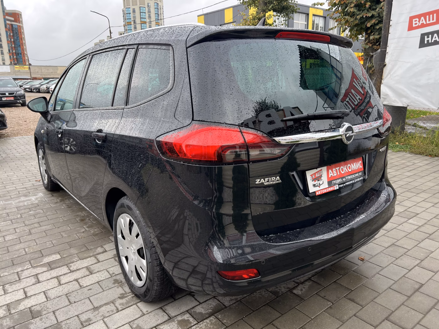 Opel Zafira фото 3