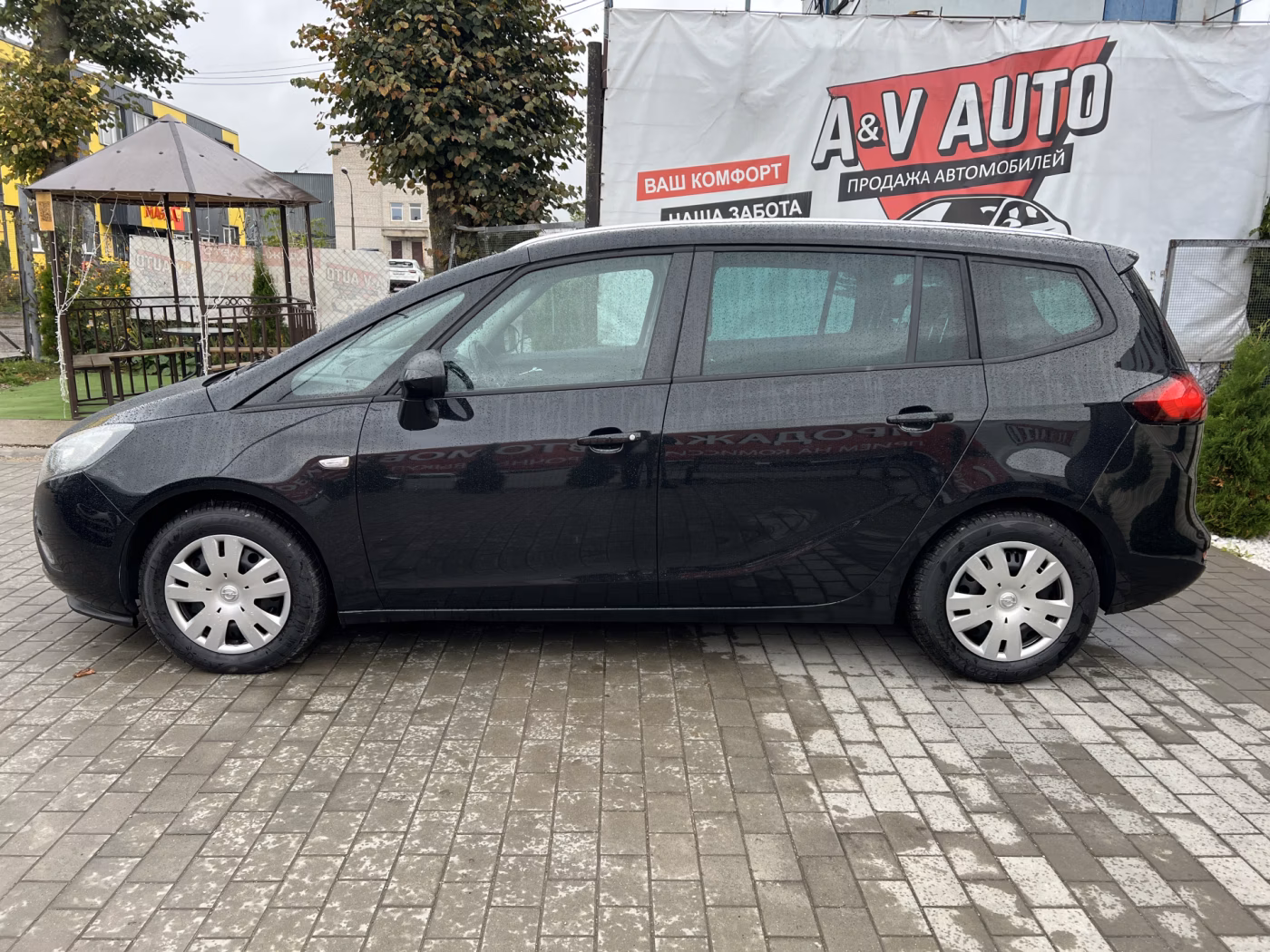Opel Zafira фото 5