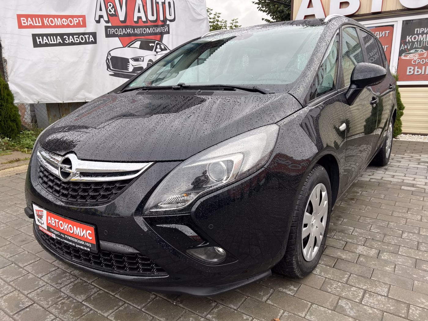 Opel Zafira фото 9