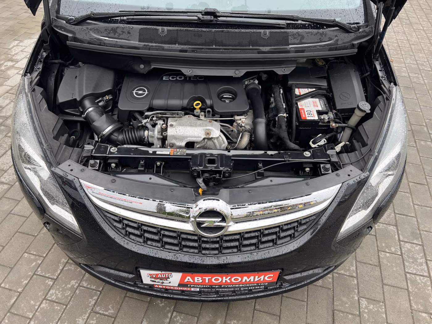 Opel Zafira фото 11