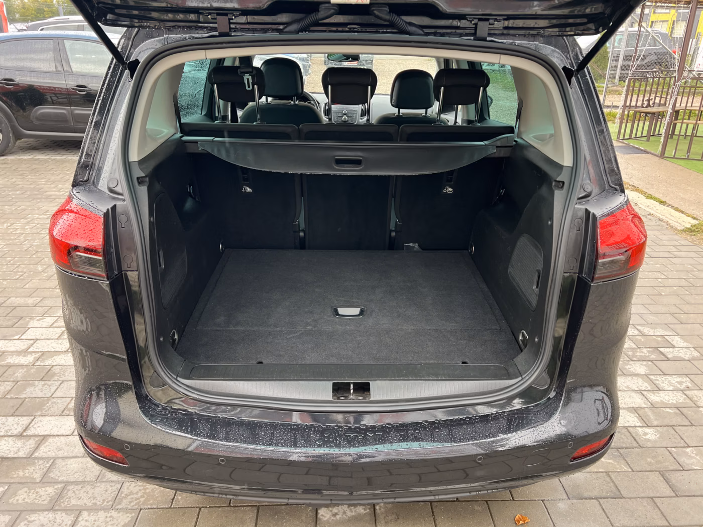 Opel Zafira фото 12
