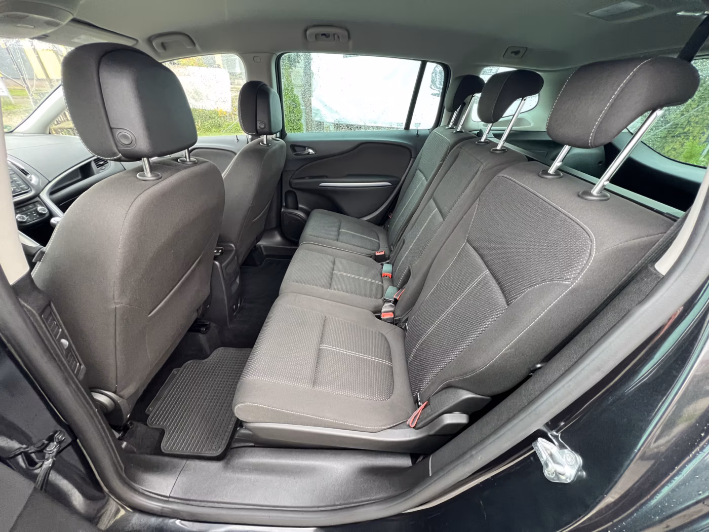 Opel Zafira фото 18