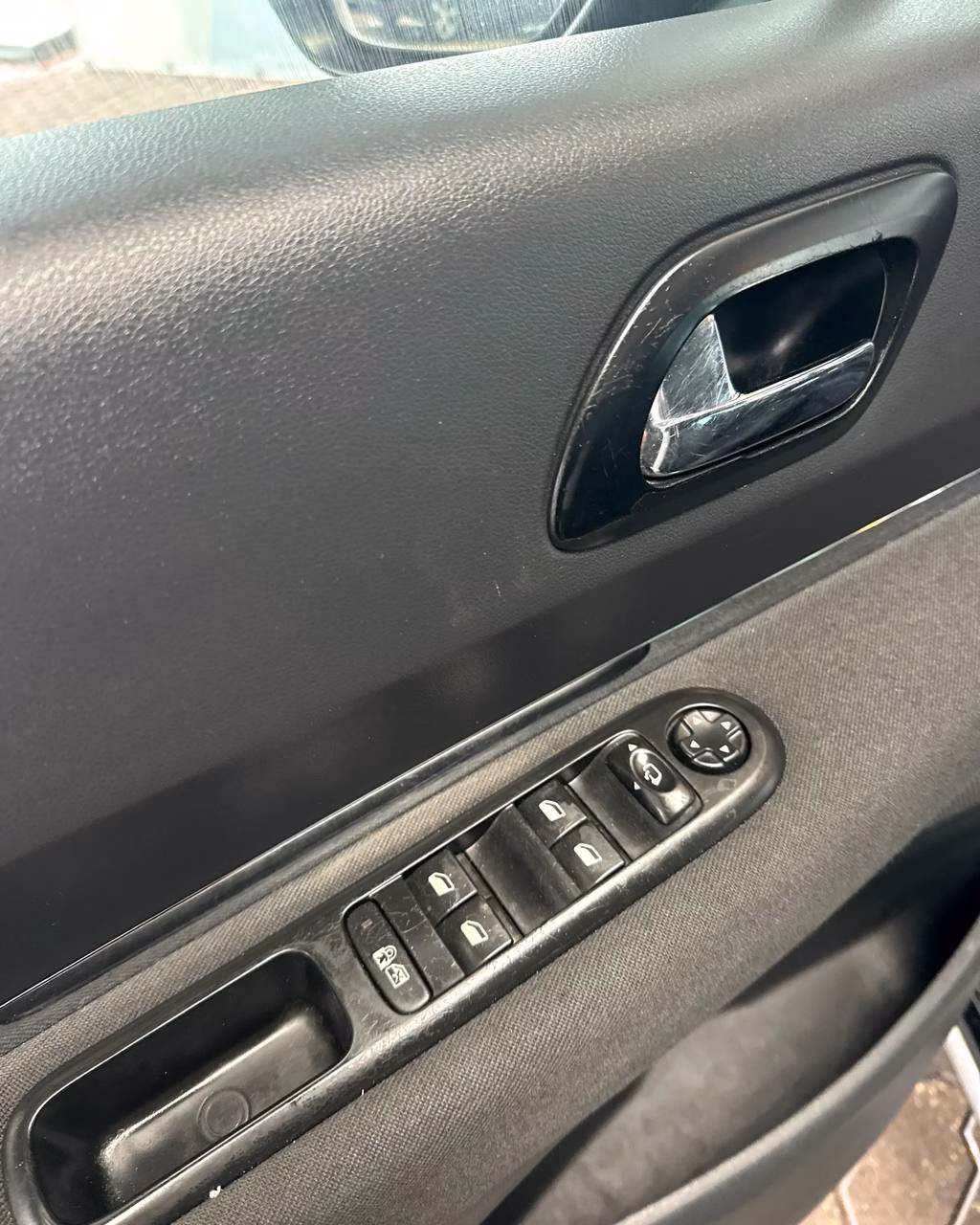 Peugeot 3008 фото 9