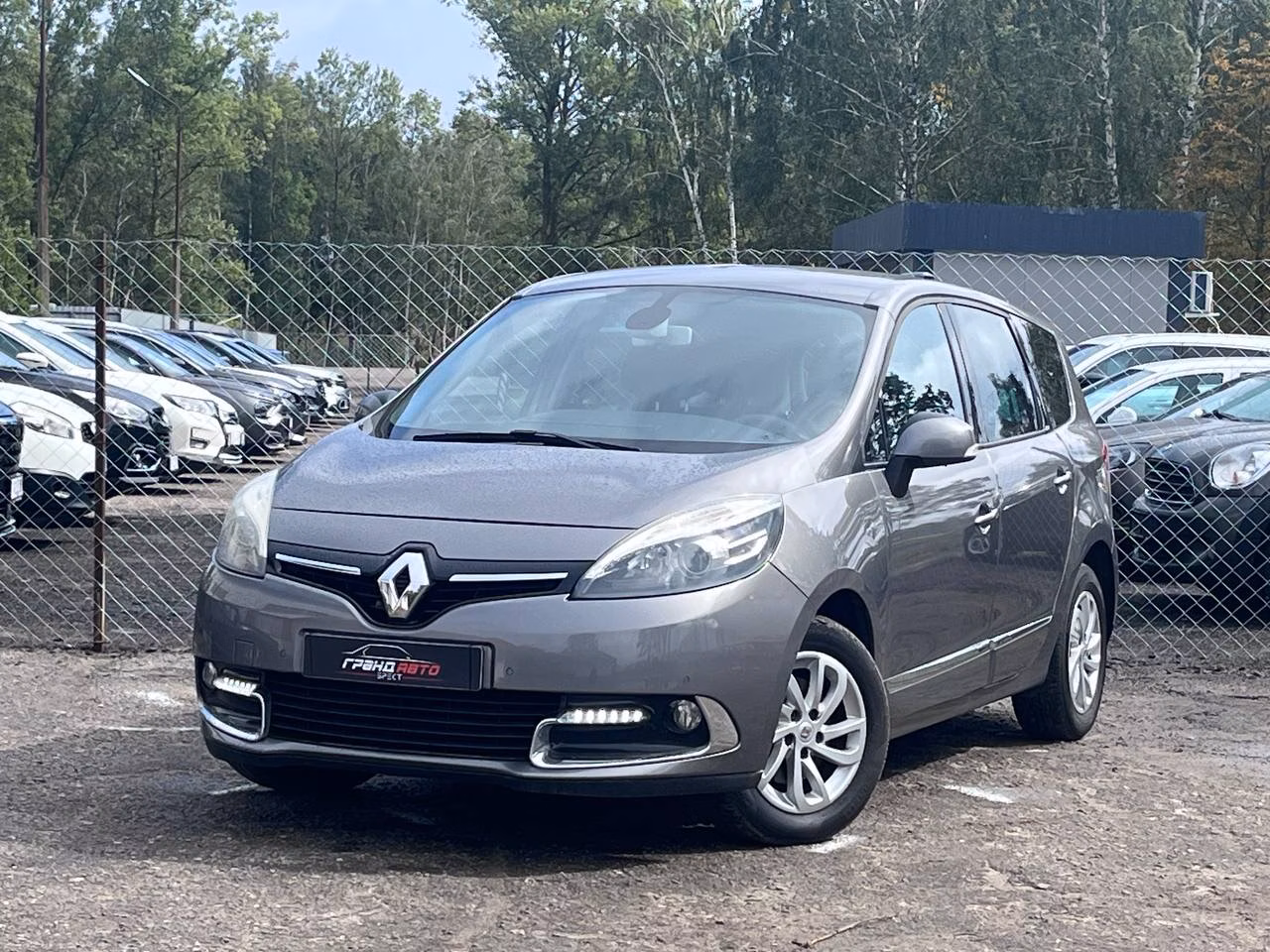 Renault Grand Scenic фото 2
