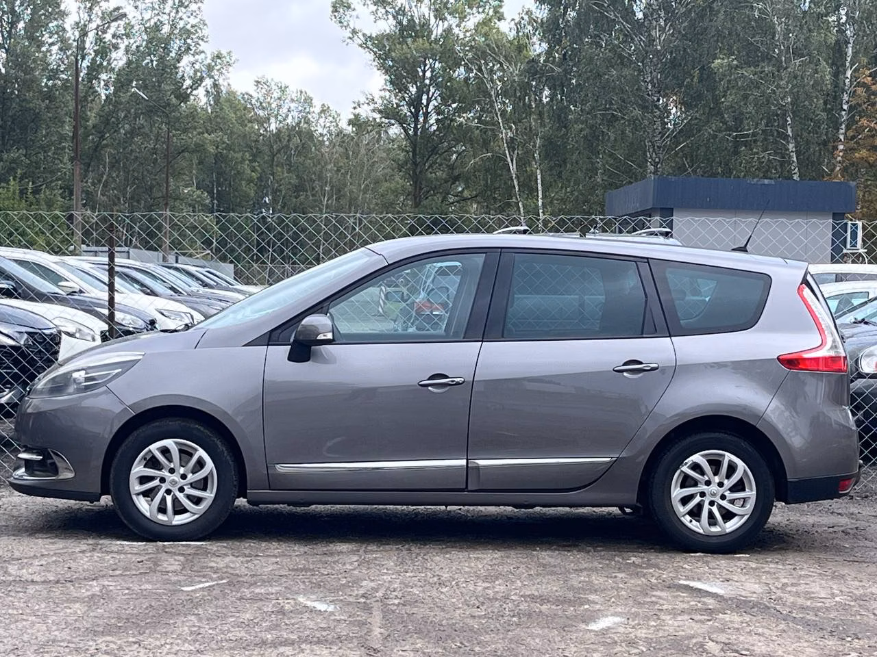 Renault Grand Scenic фото 5