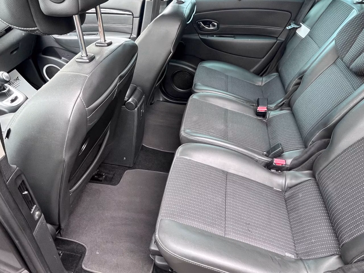 Renault Grand Scenic фото 8