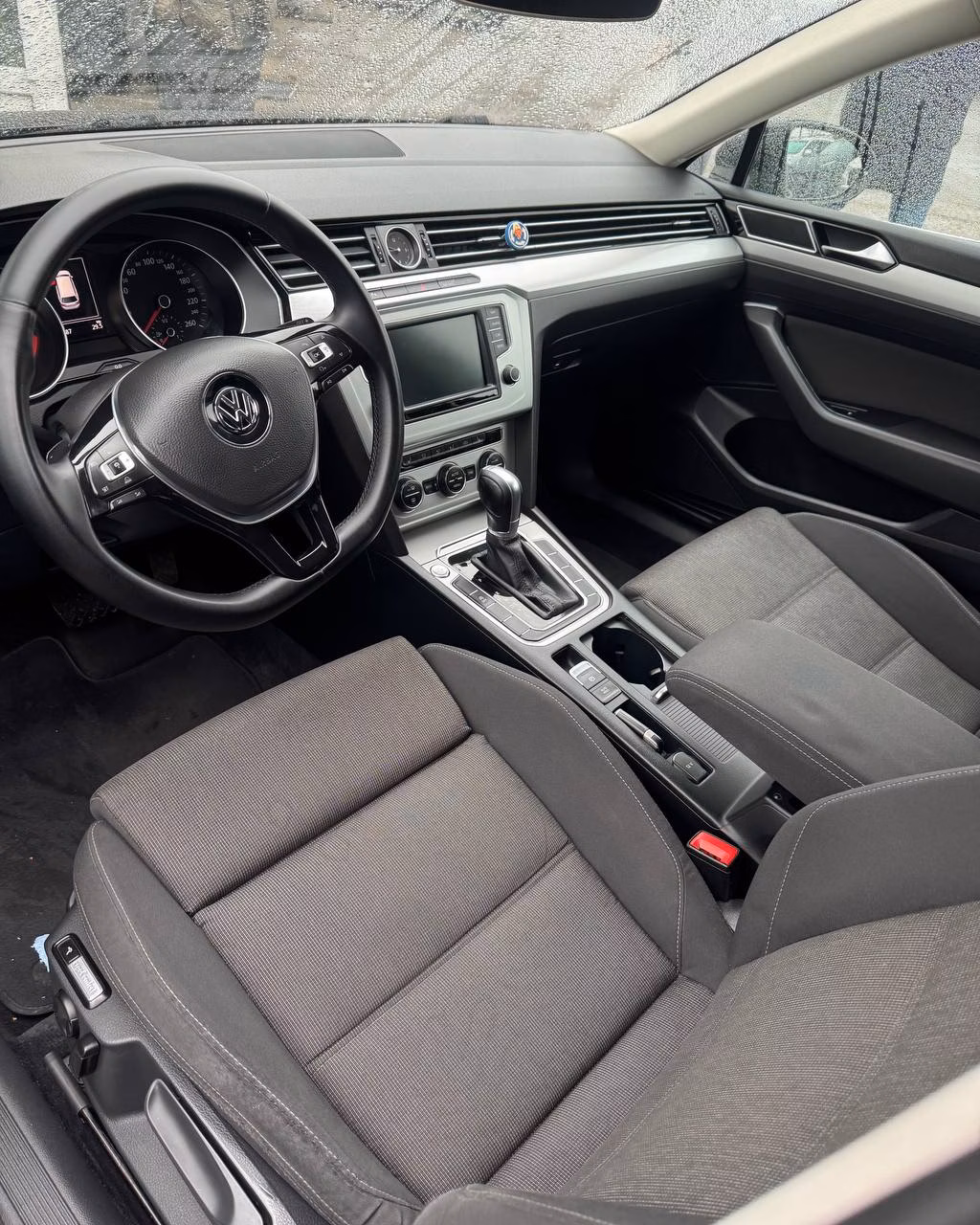 Volkswagen Passat фото 10