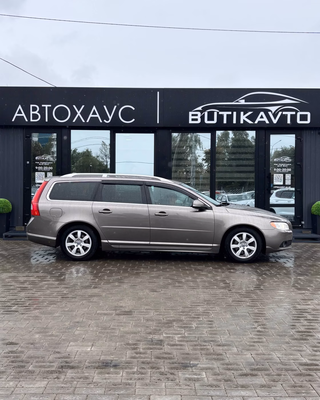 Volvo V70 фото 14