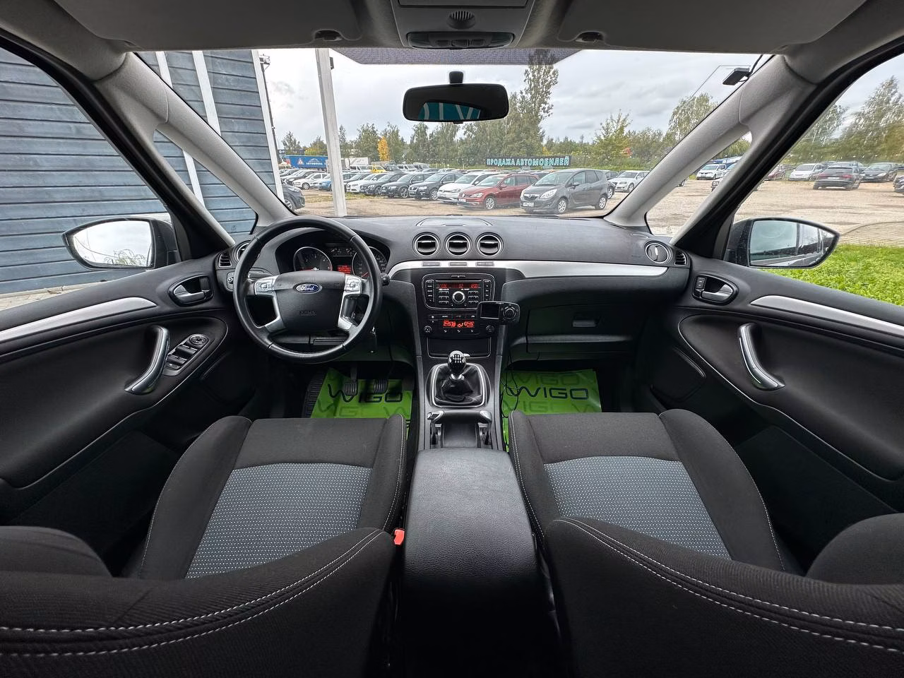 Ford S-MAX фото 14