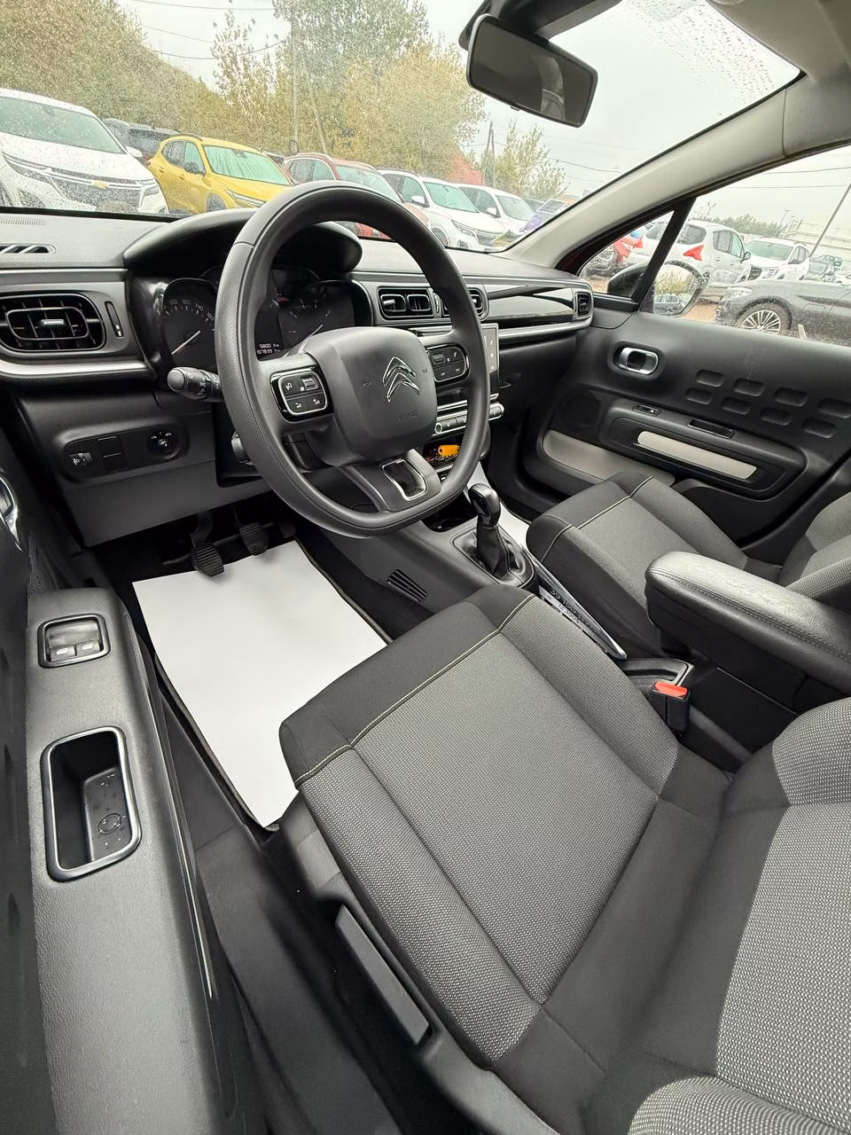 Citroen C3 фото 9