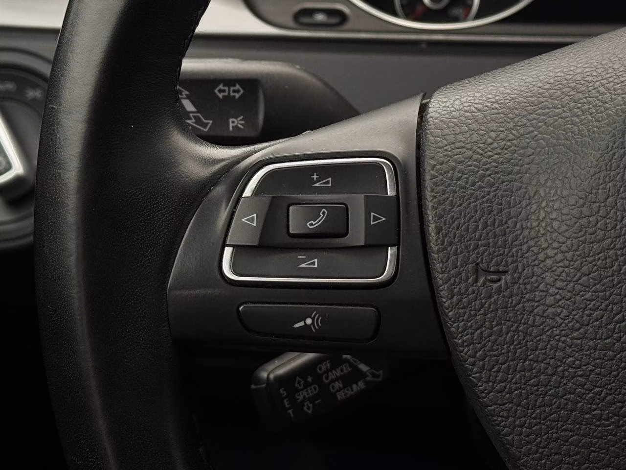 Volkswagen Passat фото 14