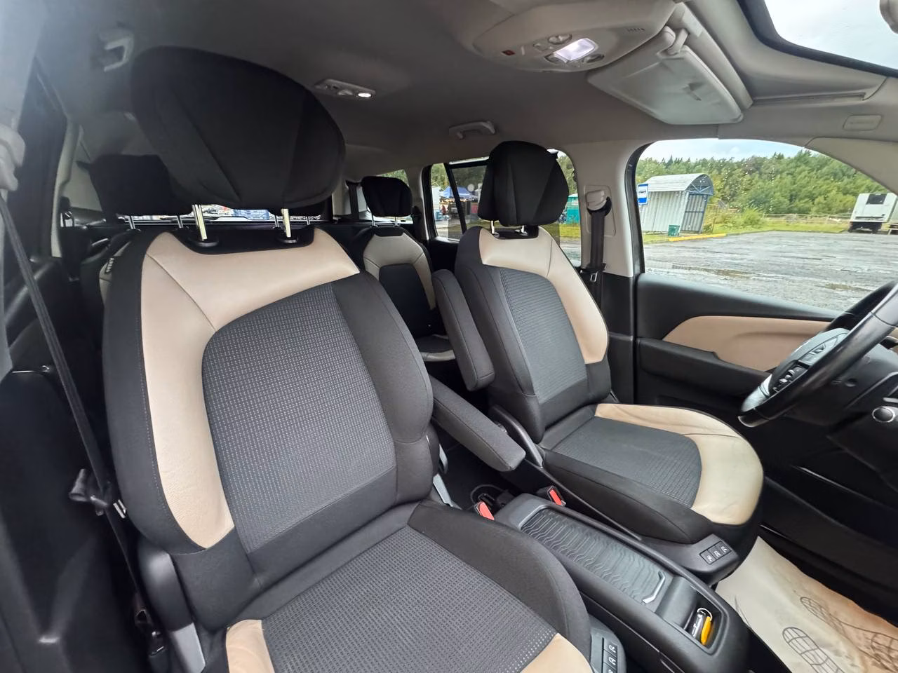 Citroen C4 Grand Picasso фото 18