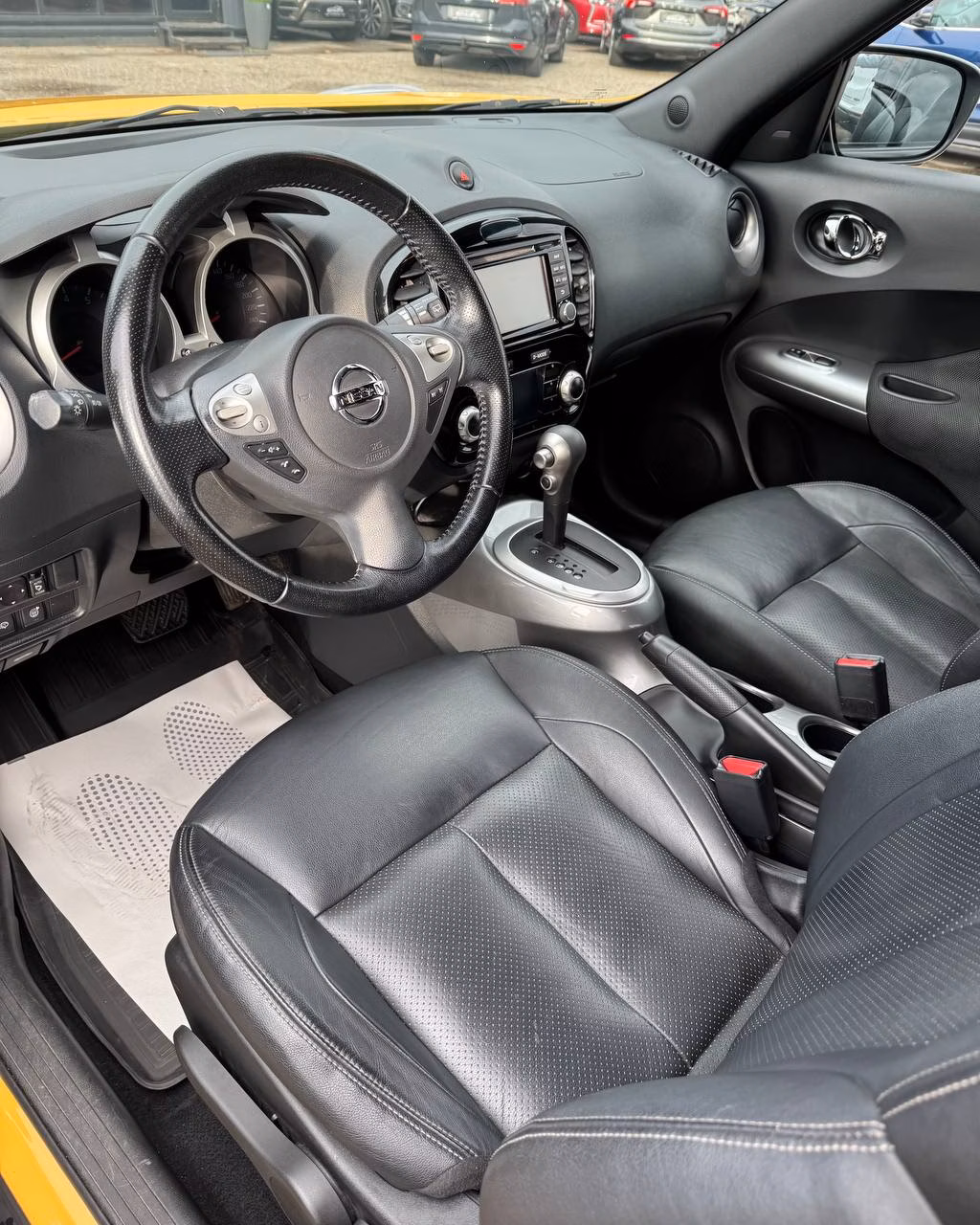 Nissan Juke фото 9