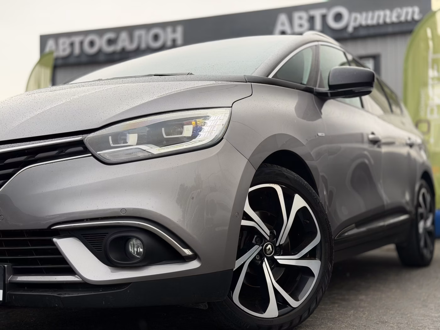 Renault Grand Scenic фото 2