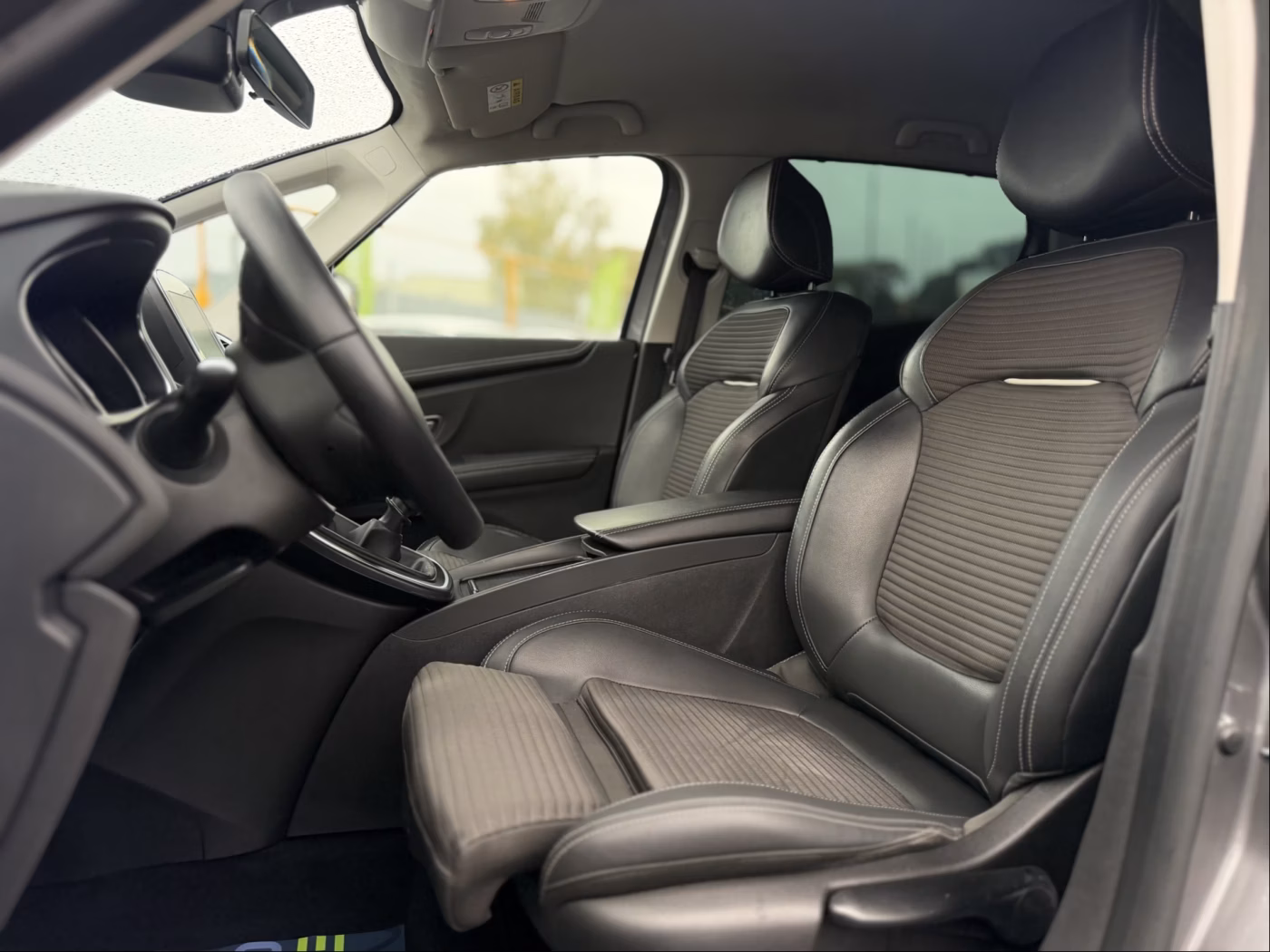 Renault Grand Scenic фото 19