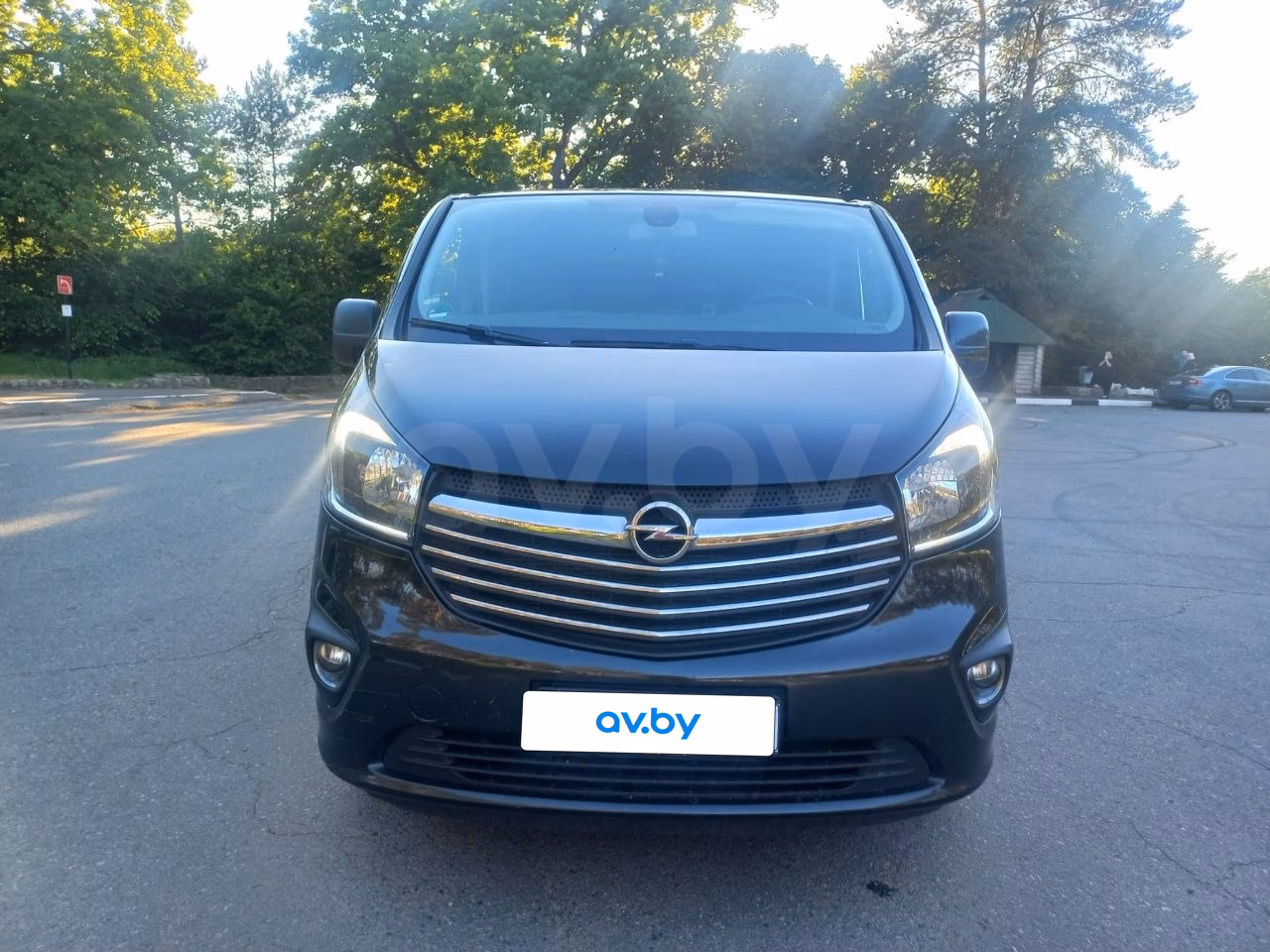 Opel Vivaro фото 2