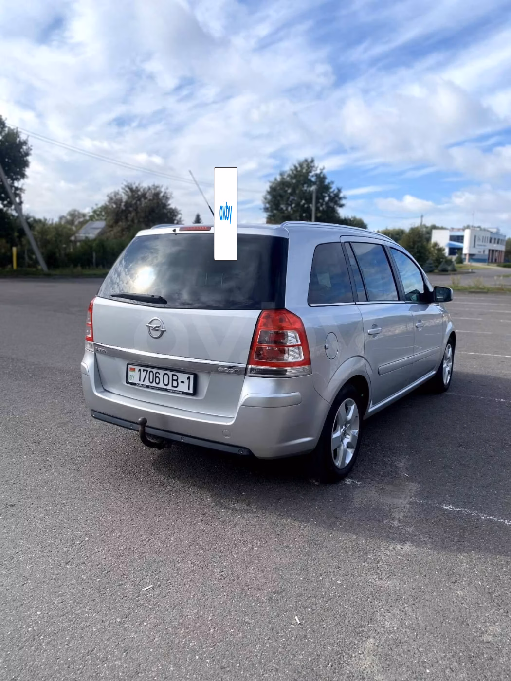 Opel Zafira фото 4