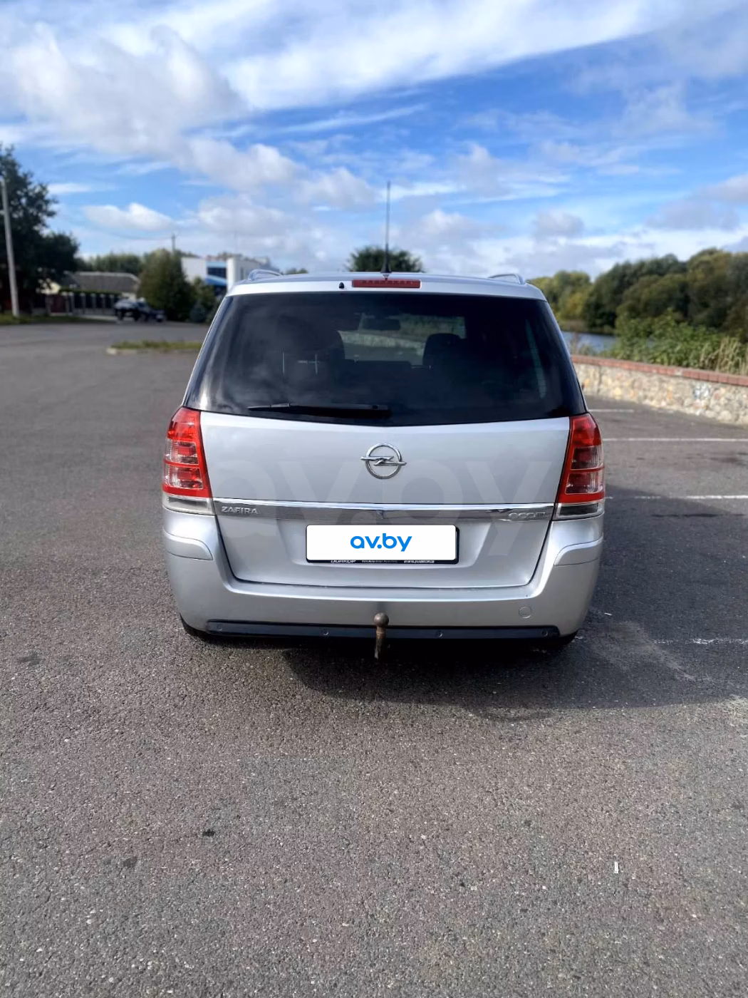 Opel Zafira фото 9