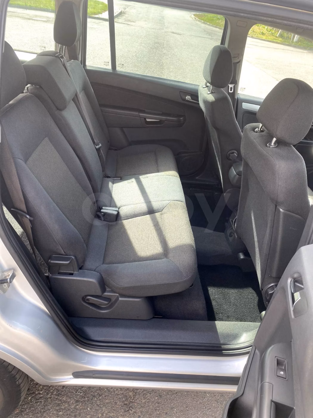 Opel Zafira фото 15