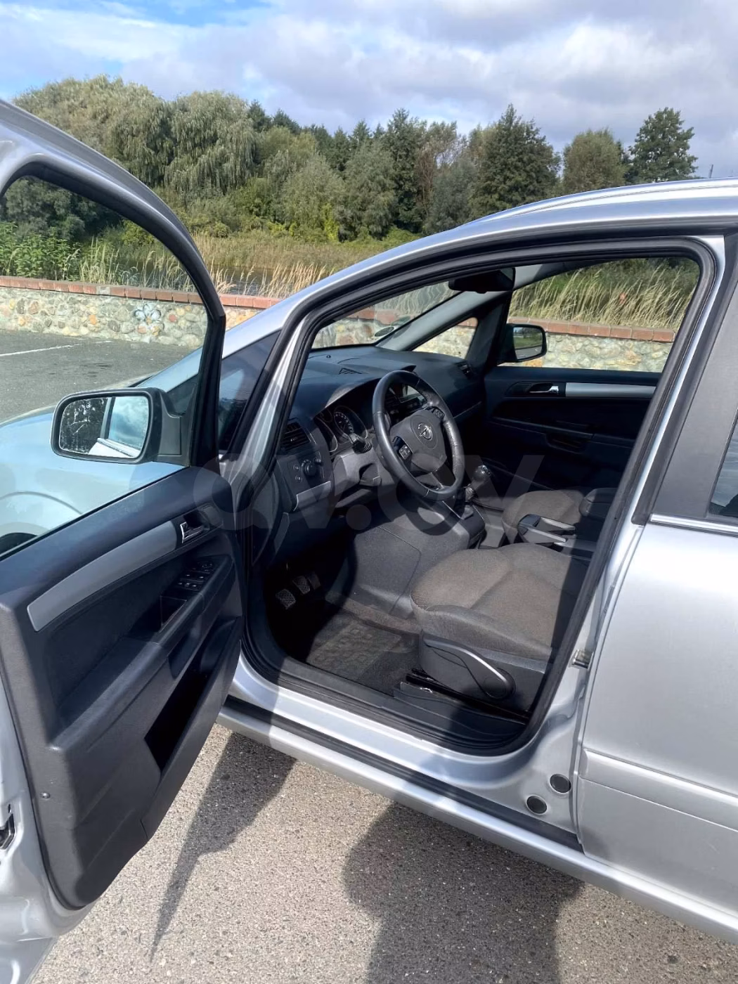 Opel Zafira фото 18