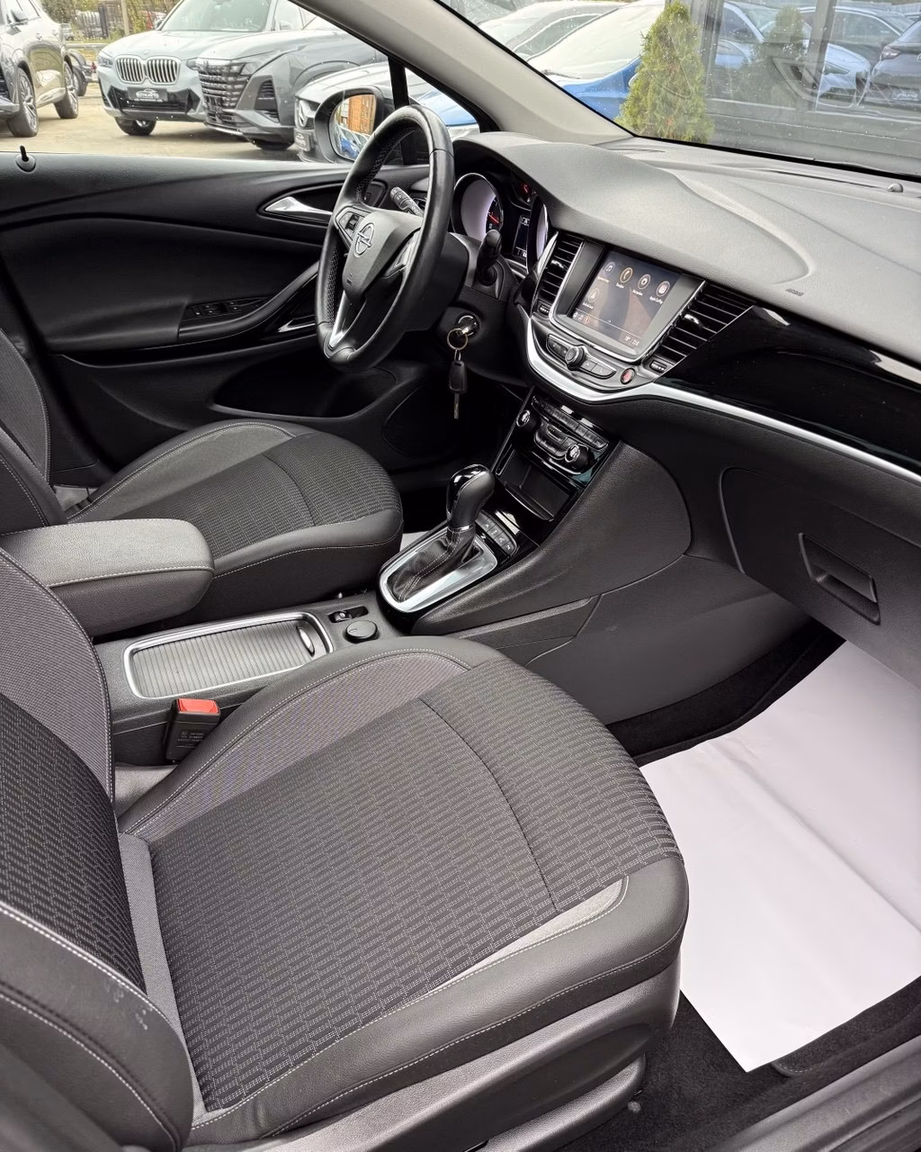 Opel Astra фото 12