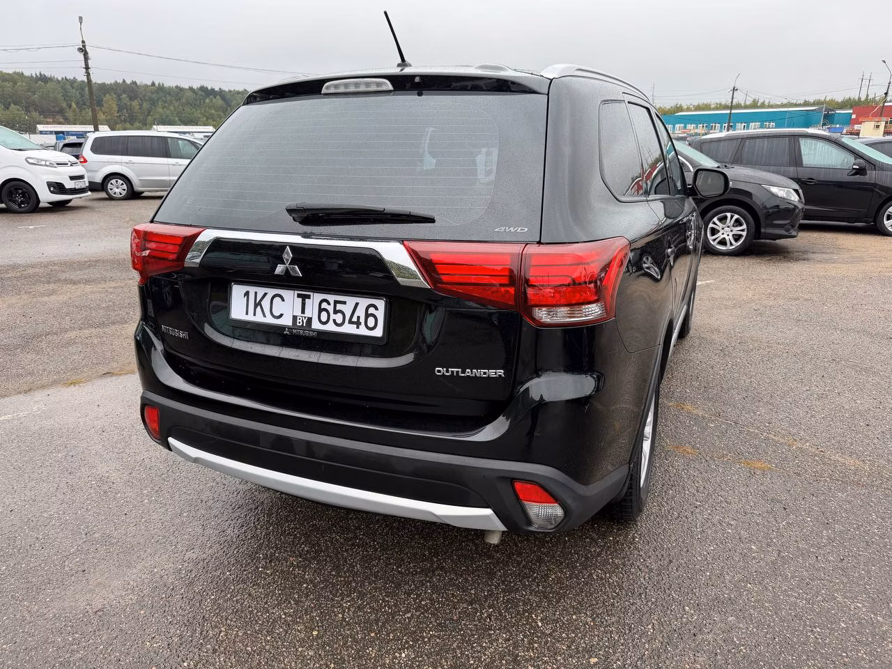 Mitsubishi Outlander фото 7