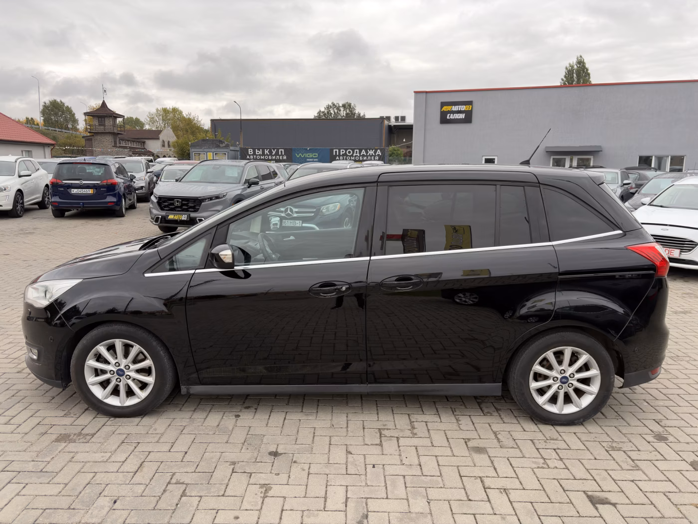 Ford Grand C-Max фото 8