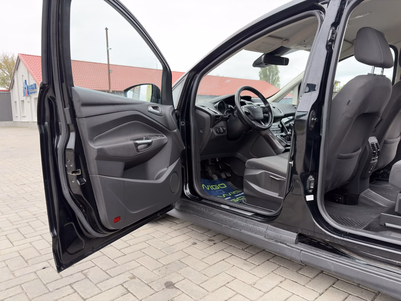 Ford Grand C-Max фото 18