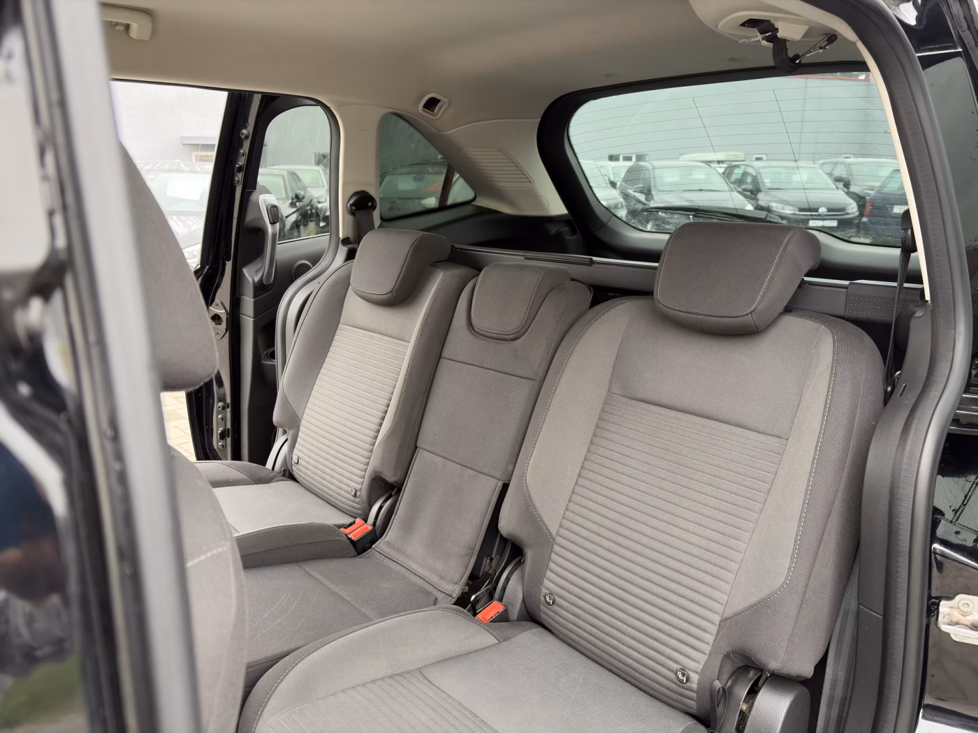 Ford Grand C-Max фото 20