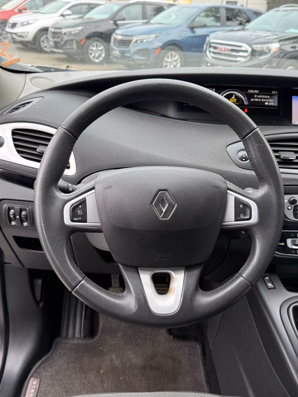 Renault Grand Scenic фото 15