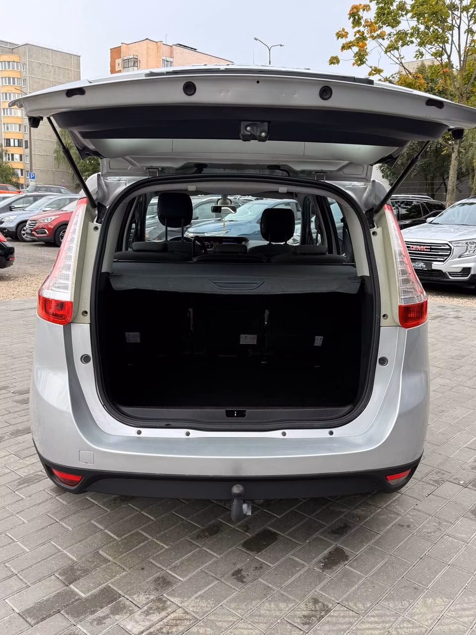 Renault Grand Scenic фото 16