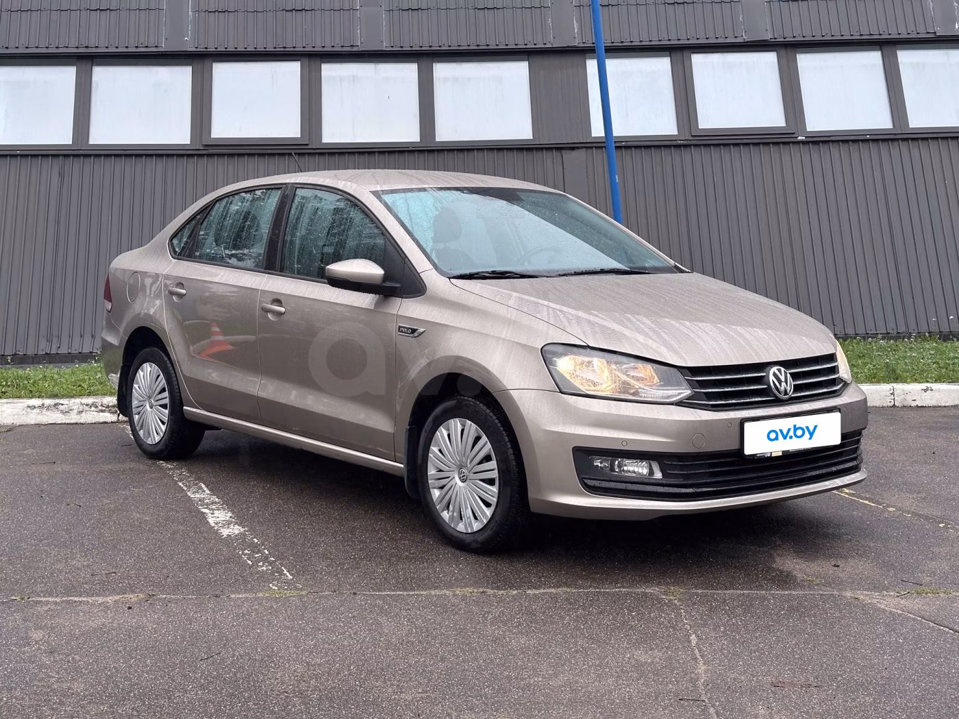 Volkswagen Polo Sedan