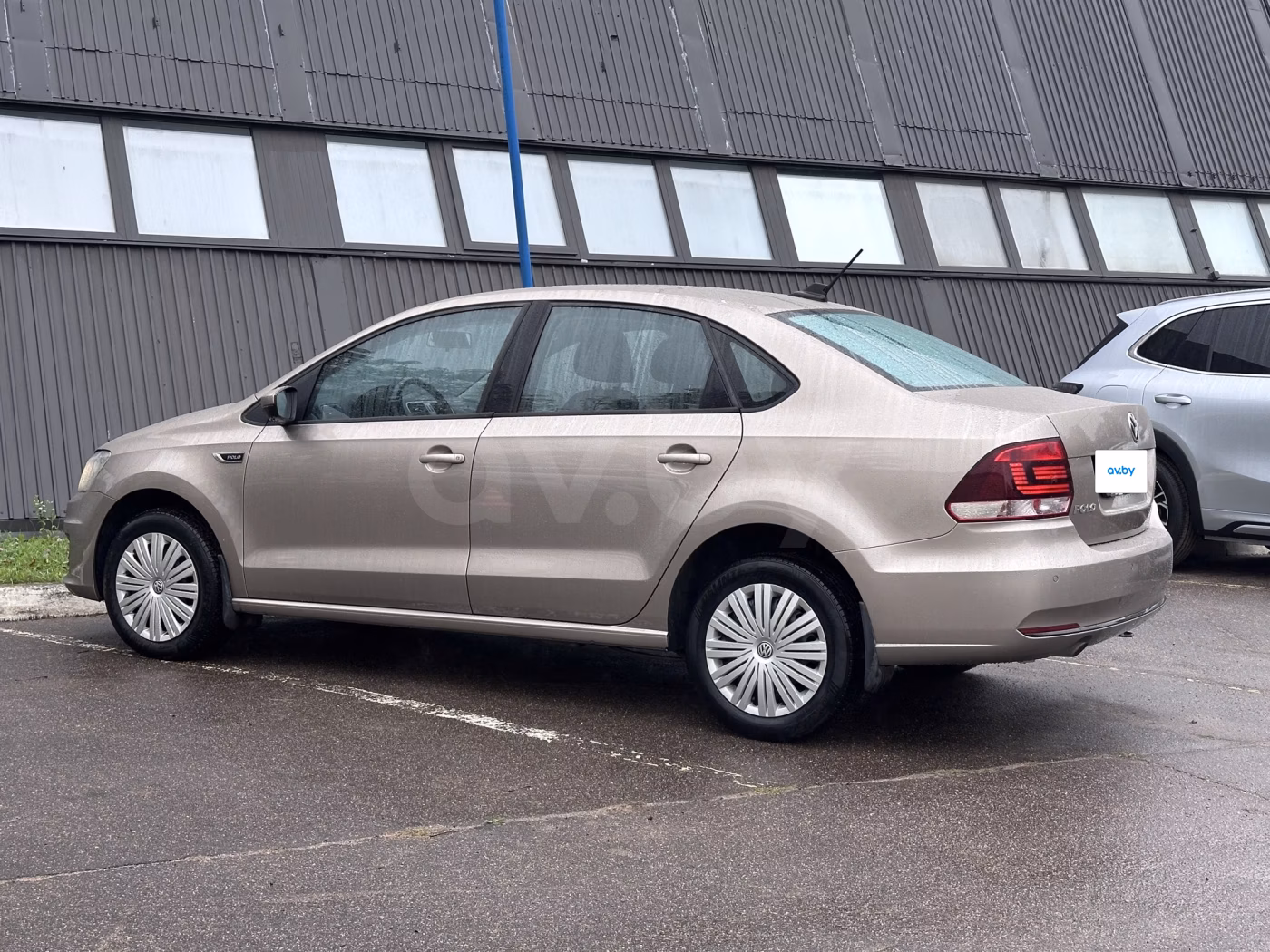 Volkswagen Polo Sedan фото 5