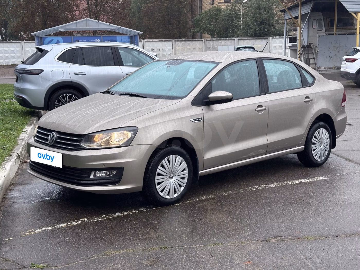 Volkswagen Polo Sedan фото 7
