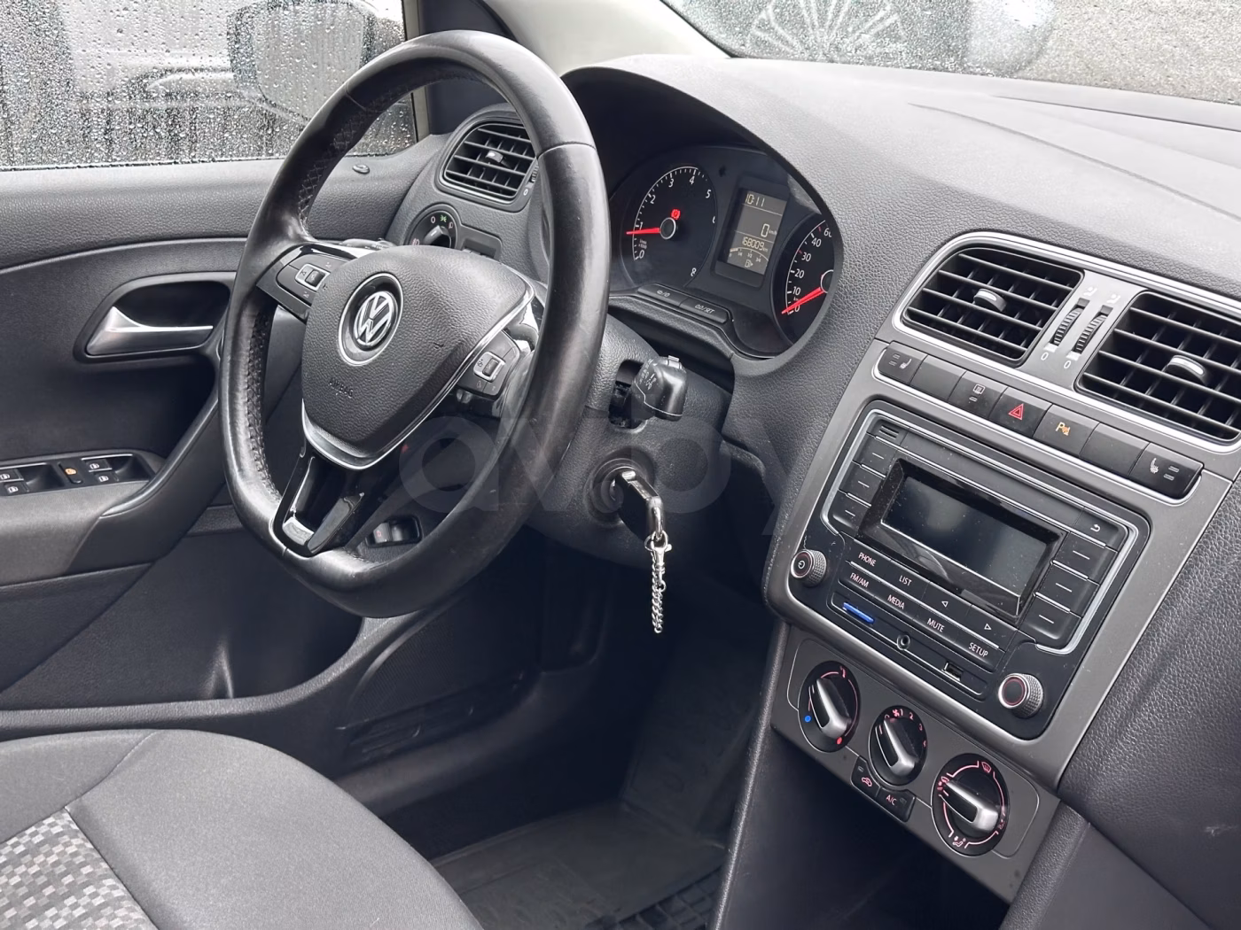 Volkswagen Polo Sedan фото 20