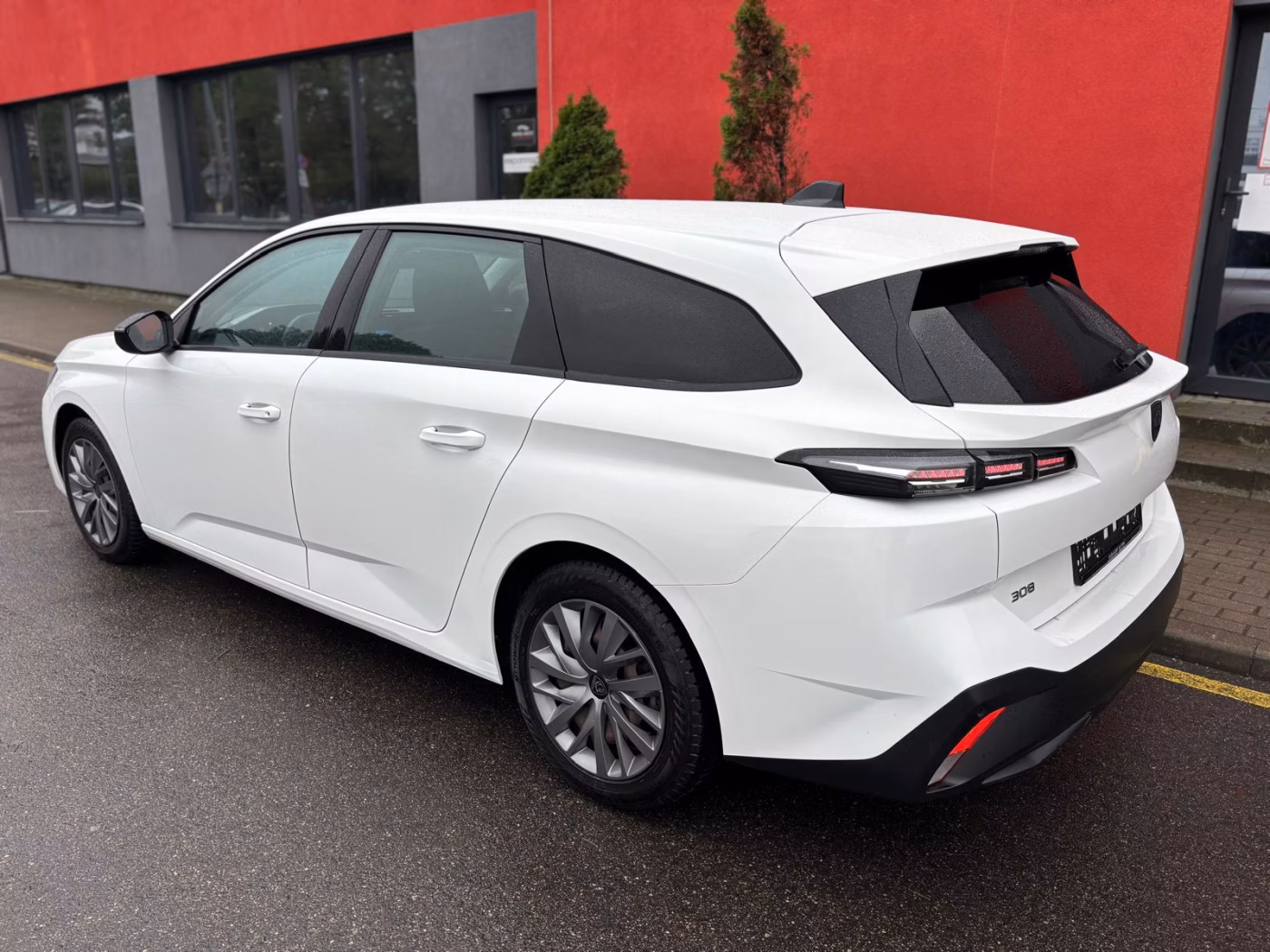 Peugeot 308 фото 3