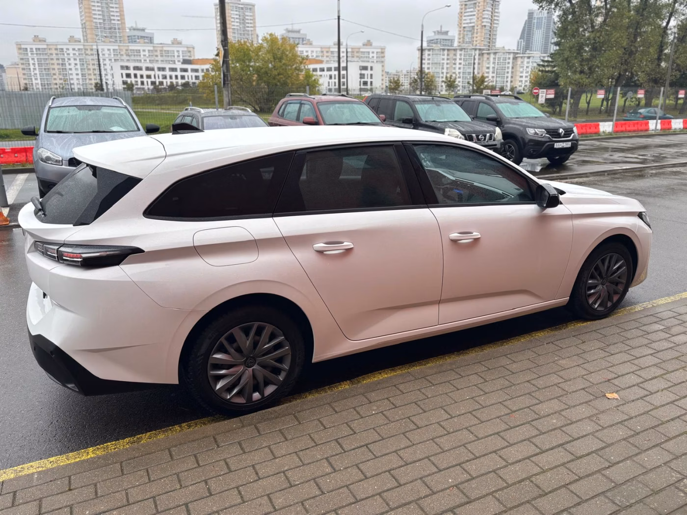 Peugeot 308 фото 7